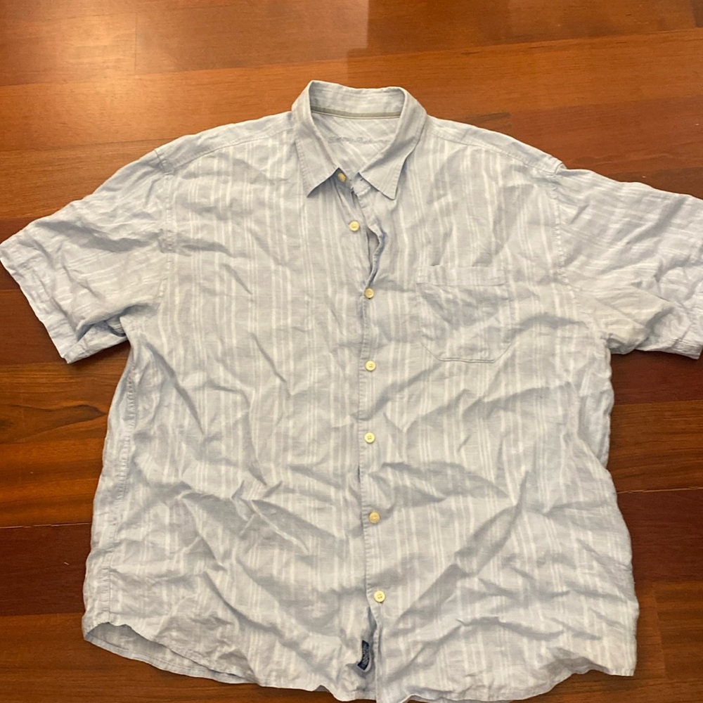 Tommy Bahama short sleeve shirt